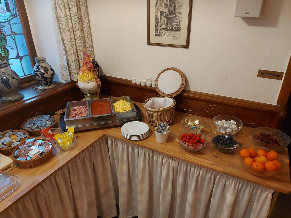 Hotel Weinhaus Am Stiftstor トライス・カーデン エクステリア 写真